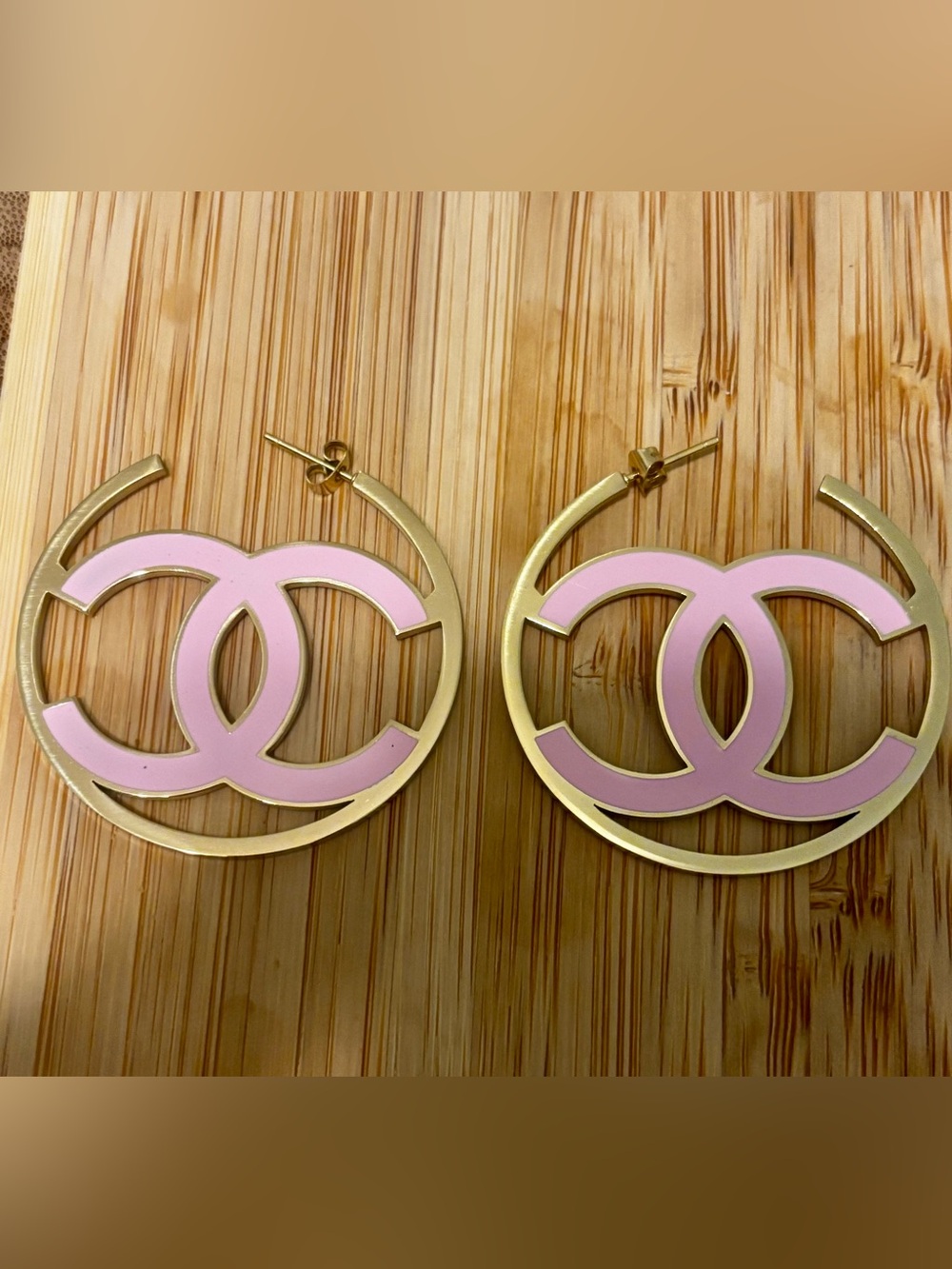 Gold and Pink Interlocking Hoop Earrings - Designer Style